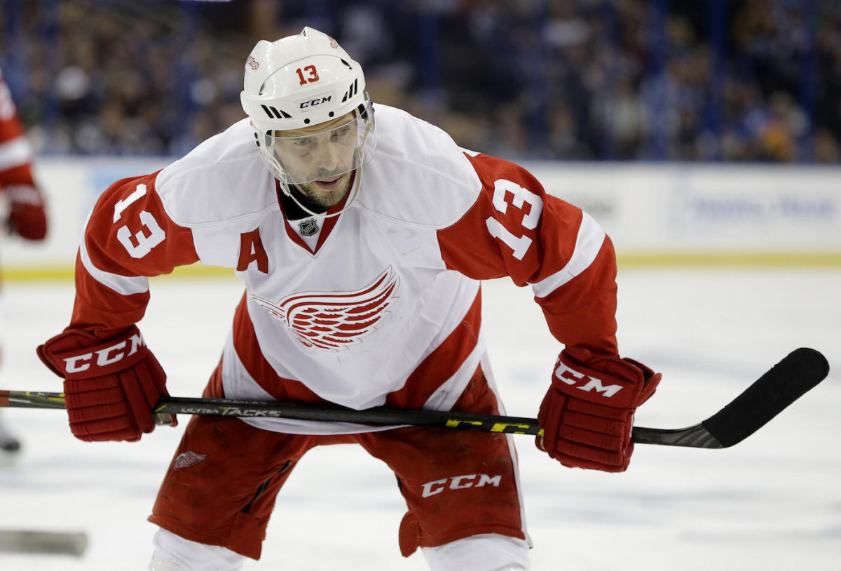 Pavel Datsyuk announces he's leaving Red Wings, moving back to