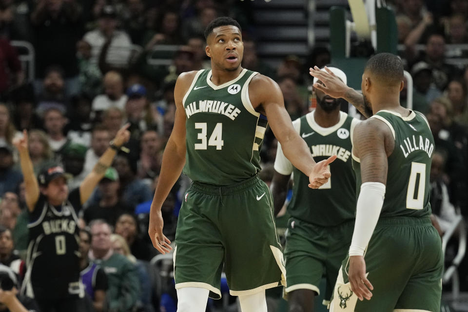 Giannis Antetokounmpo說道：「為了贏球，我願意做出任何犧牲，也會每天都投入工作…我雖然也在，但這是屬於Damian Lillard的球隊，不管人們怎麼說。」（NBA Photo by Patrick McDermott/Getty Images）