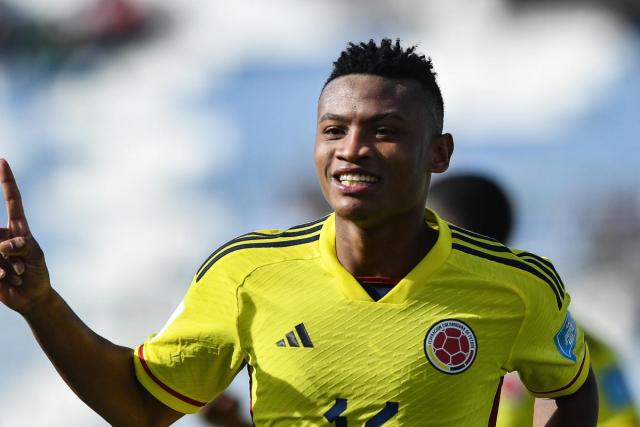 Oscar Cortes to Rangers transfer on as winger travels to Glasgow