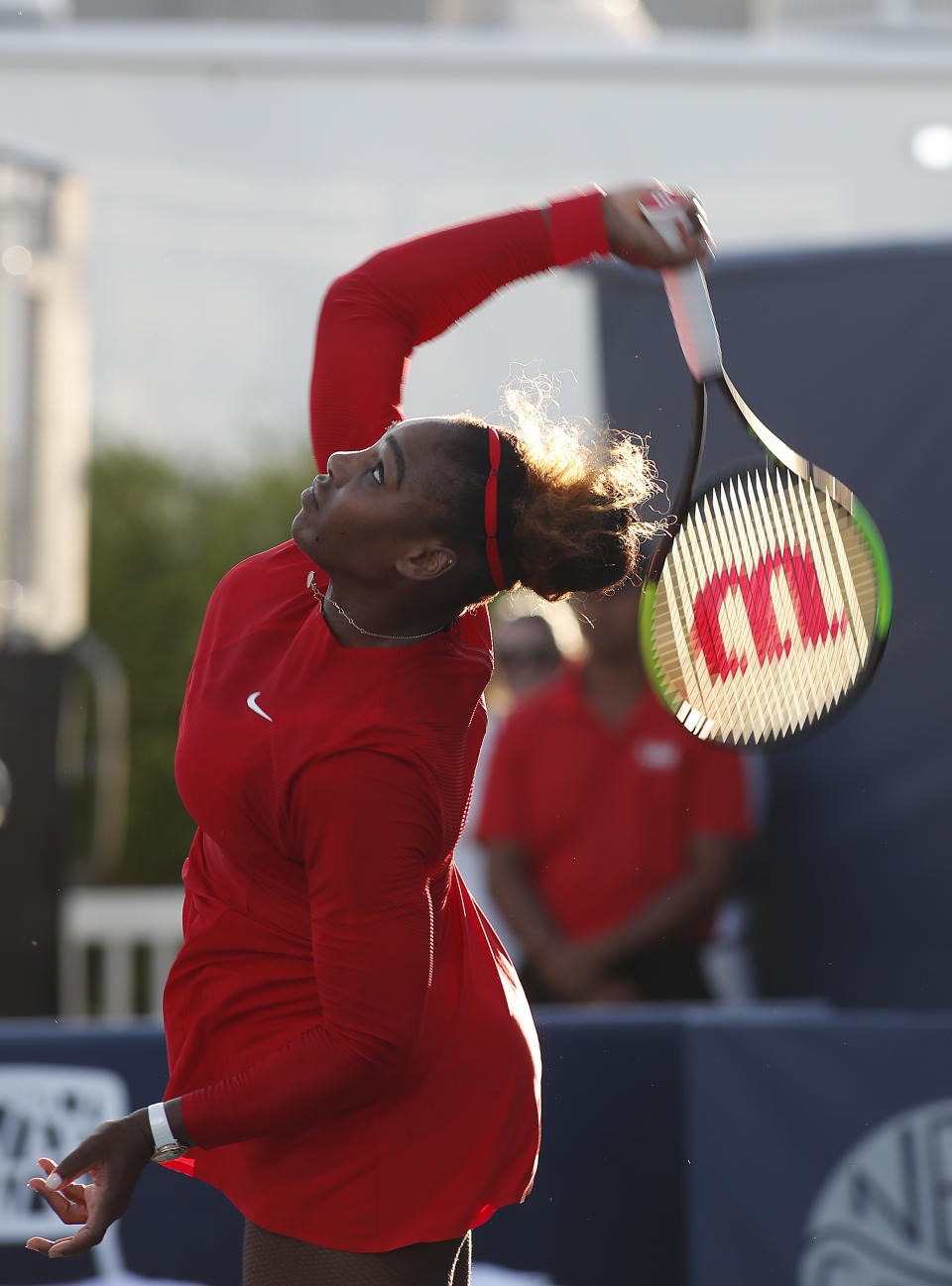 Serena Williams, of the United States, serves against Johanna Konta, from Britain, during the first set of the Mubadala Silicon Valley Classic tennis tournament in San Jose, Calif., Tuesday, July. 31, 2018. (AP Photo/Tony Avelar)