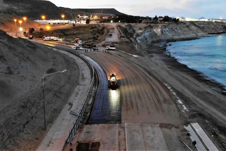 Vialidad Nacional y autoridades municipales tuvieron a cargo el restablecimiento de la ruta, en el kilómetro 1830