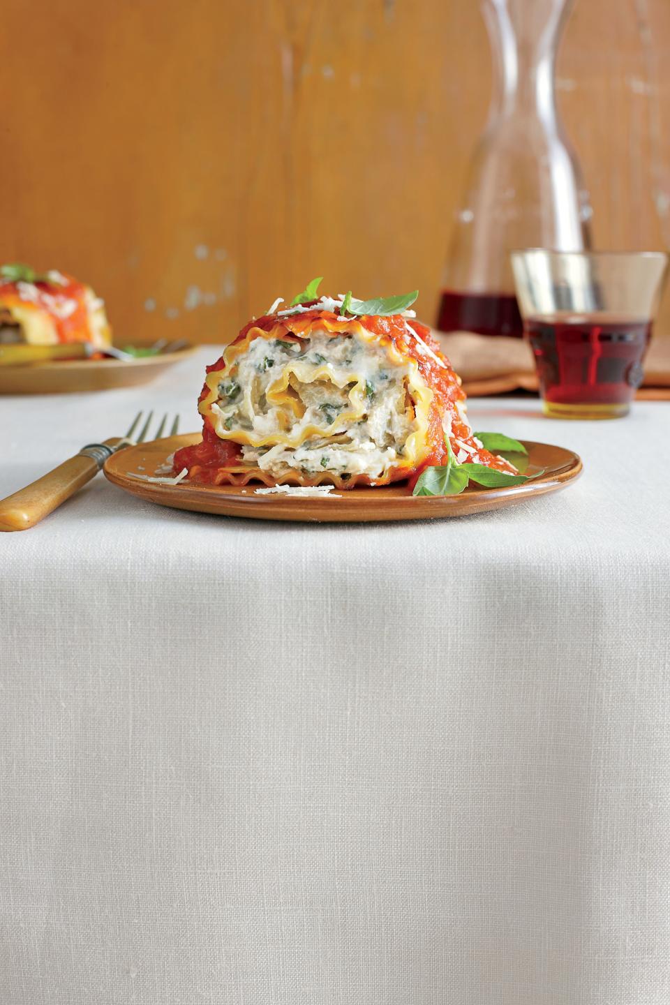 Tomato-Basil Lasagna Roll Ups