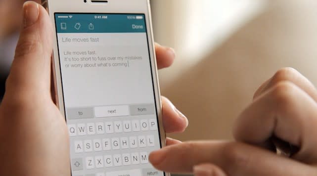 Image of iOS 8 SwiftKey in use