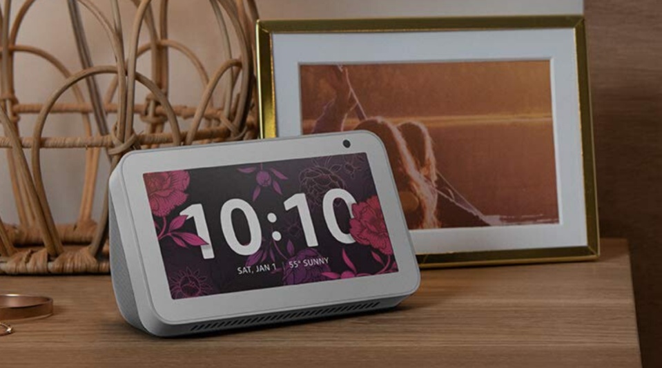 Best gifts for girlfriends: Echo Show 5