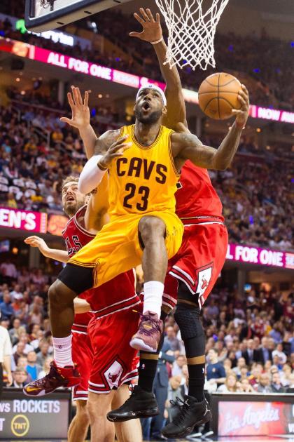LeBron James scored 33 points in the Cavaliers' Game 2 victory. (Getty Images)