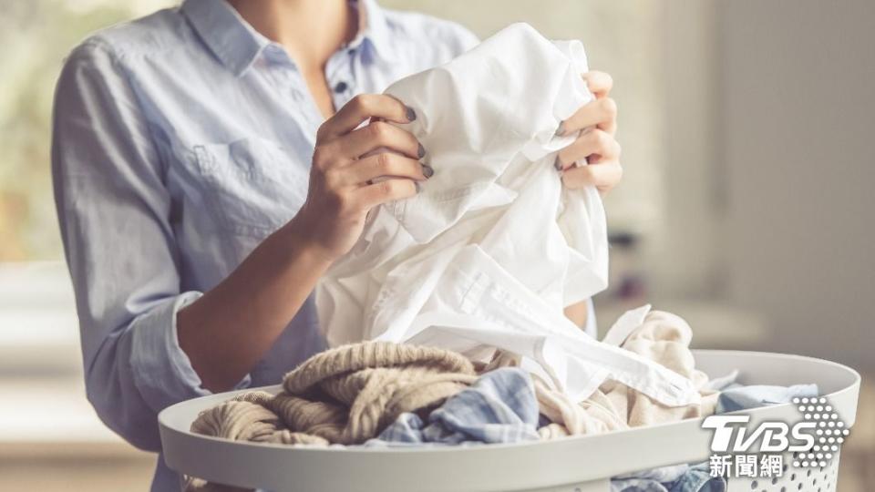 人妻下班回家後還需做家事。（示意圖／shutterstock達志影像）