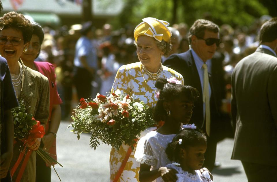 Queen Elizabeth II during a 1991 visit to Washington. <a href="https://www.gettyimages.com/detail/news-photo/queen-elizabeth-ii-makes-a-state-visit-to-the-united-states-news-photo/1041866866?adppopup=true" rel="nofollow noopener" target="_blank" data-ylk="slk:John Shelley Collection/Avalon/Getty Images;elm:context_link;itc:0;sec:content-canvas" class="link ">John Shelley Collection/Avalon/Getty Images</a>