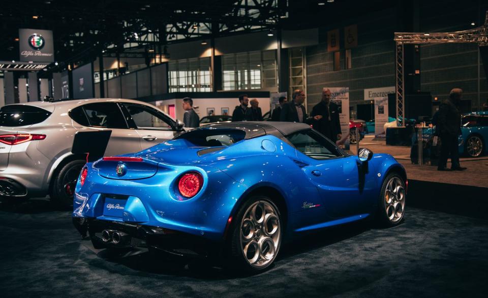 <p>To go along with the paint, the 4C's front air intakes and rear diffuser have been painted gloss black instead of the standard matte-black finish.</p>