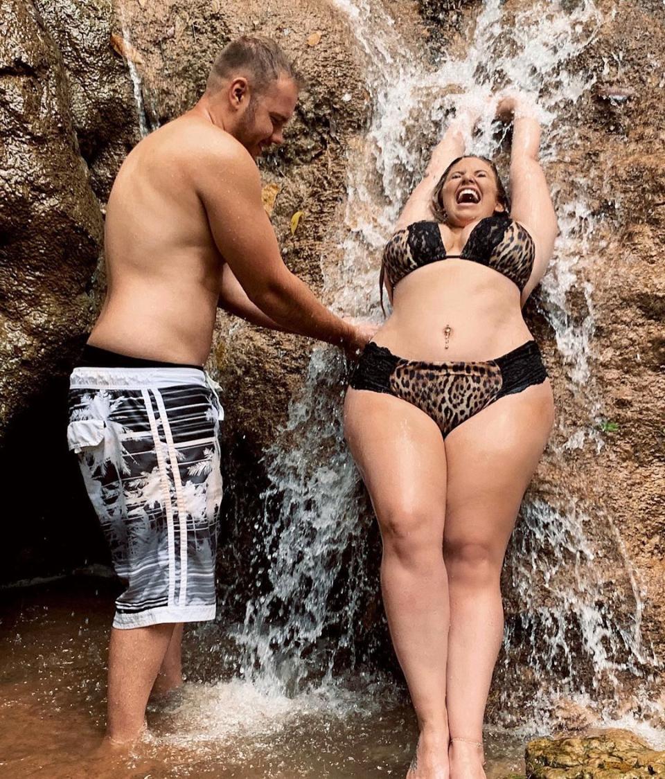 Ashley Alexiss and Travis Yohe have been together for years, and got engage...