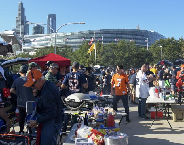 The Chicago Bears Are Changing Tailgate Rules Because Of The Weather