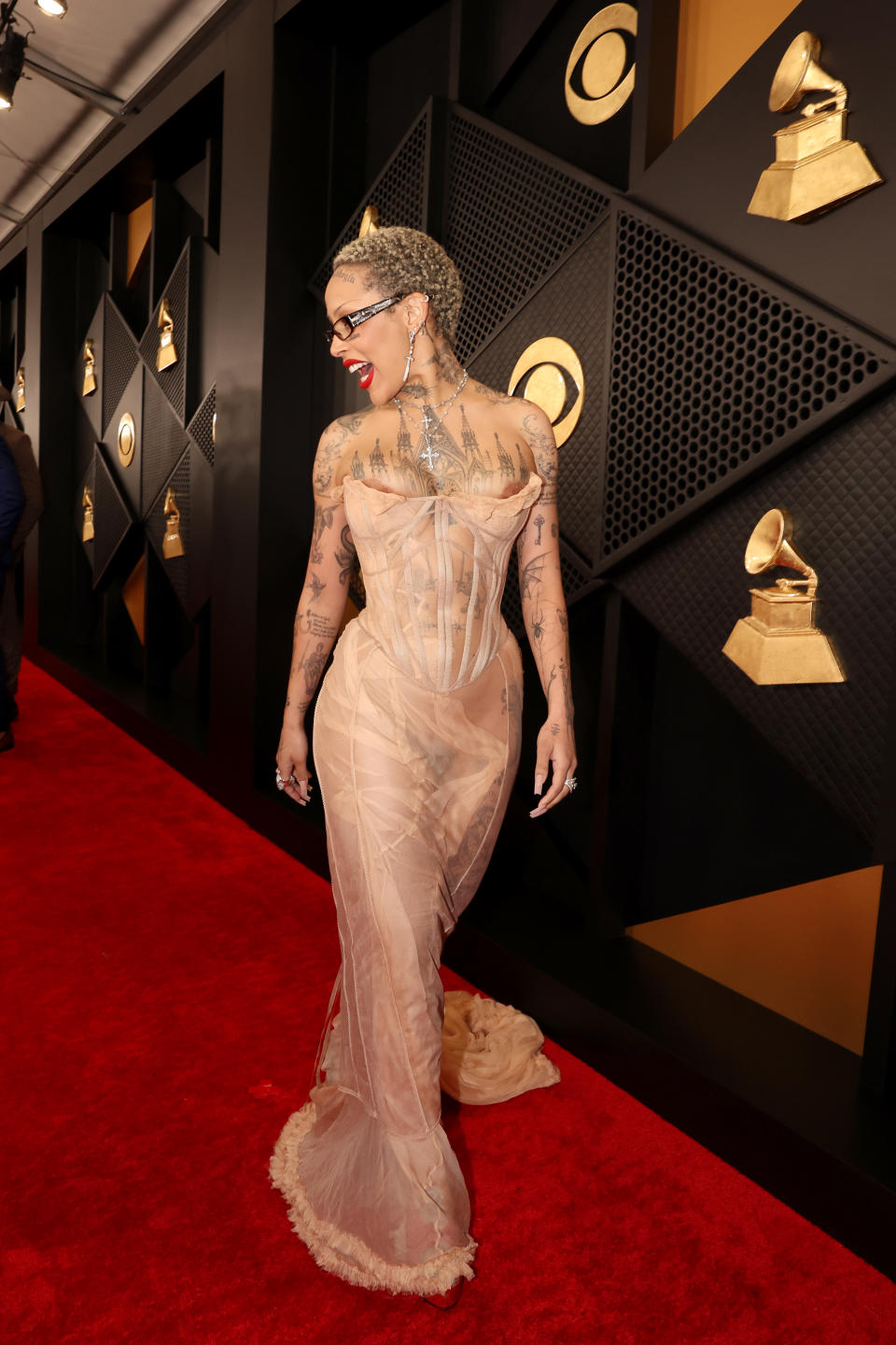 Doja Cat Rocks SeeThrough Corset Dress at 2025 Grammy Awards! The