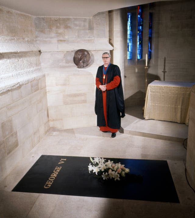 Buildings and Landmarks – Reverend Robert Woods – St George’s Chapel – Windsor Castle, Berkshire