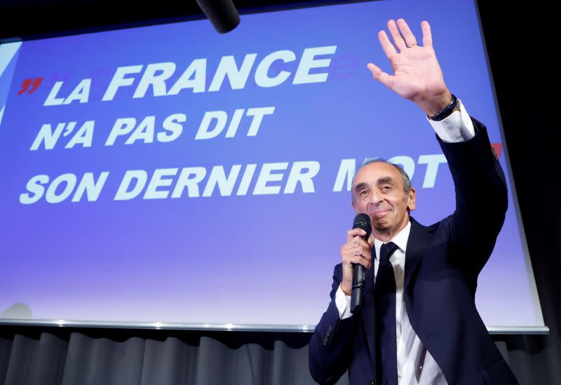 FILE PHOTO: Far-right French commentator Eric Zemmour launches a book before likely presidential run