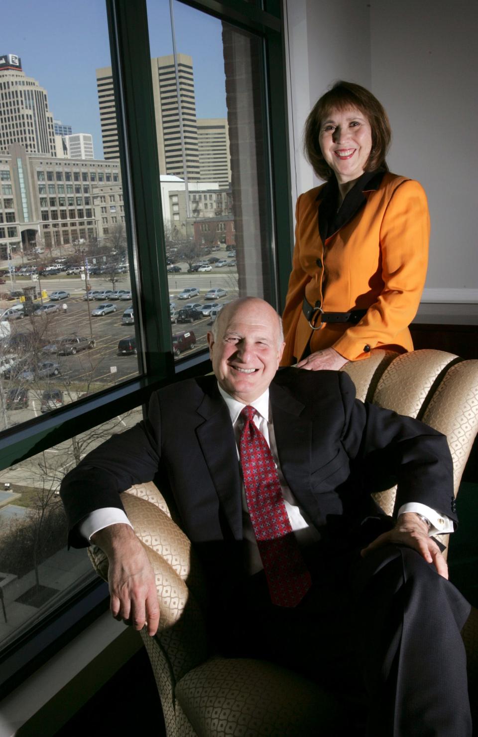 Archive photo: (MILENTHAL ROSE LEWIS 3/20/07) David and Bonnie Milenthal formed the Milenthal Group focusing on strategy and communications. (DISPATCH photo by SHARI LEWIS)