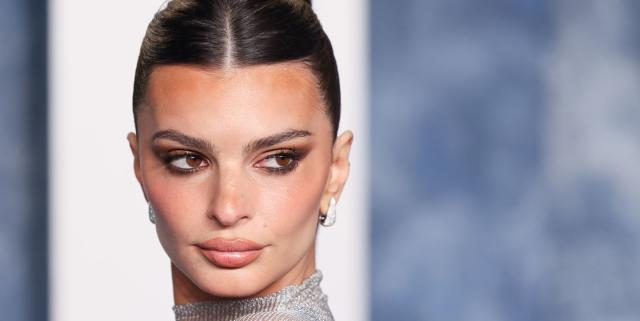 Emily Ratajkowski Frees The Nip In A Totally Sheer Gown At The Vf Oscars Afterparty