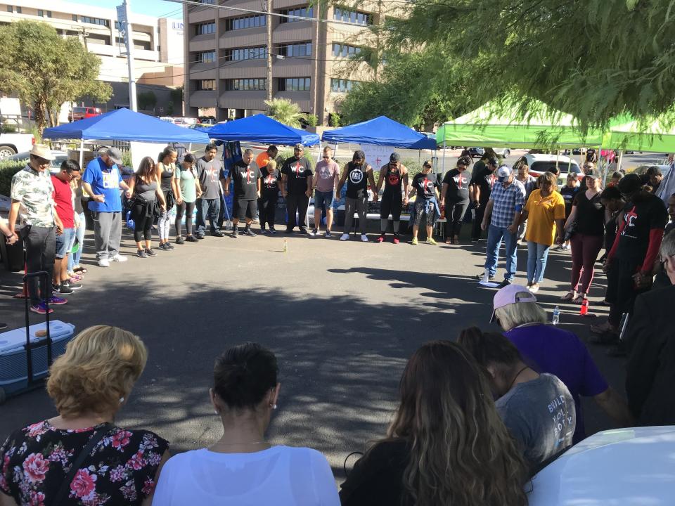 A prayer circle formed outside University Medical Center in Las Vegas on Monday.<i></i> (Photo: Matt Ferner/HuffPost)