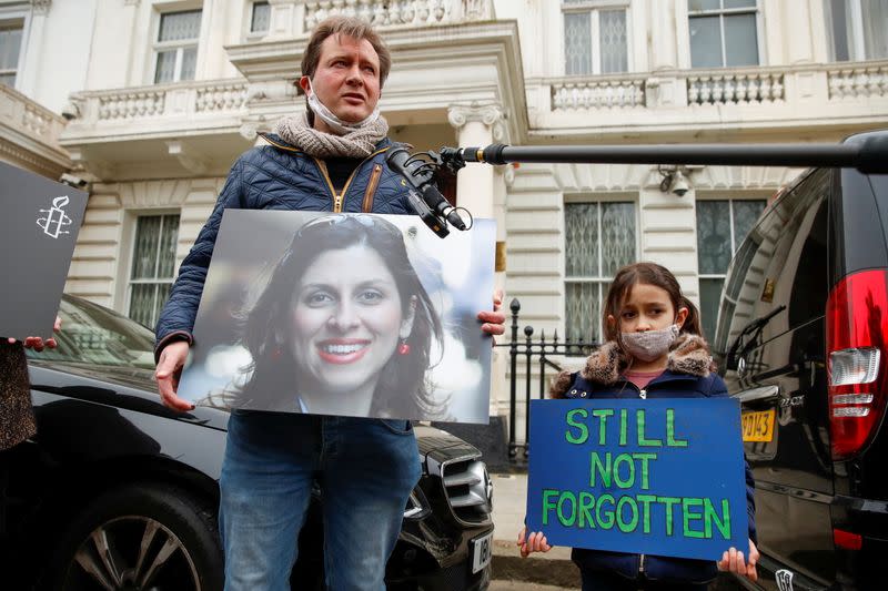 Richard Ratcliffe protests outside Iranian Embassy in London