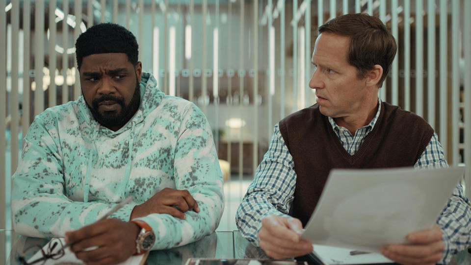 Ron Funches and Nat Faxon in Loot