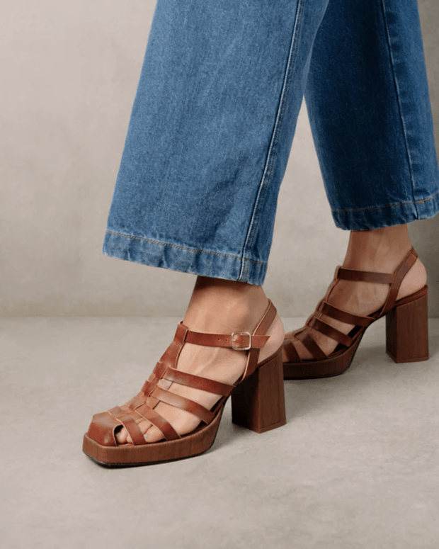 Alohas Rollers Brown Vegan Sandals, $71 (from $84), <a href="https://rstyle.me/+Nr96ebyv0AJPg13I4OtTLQ" rel="nofollow noopener" target="_blank" data-ylk="slk:available here;elm:context_link;itc:0;sec:content-canvas" class="link ">available here</a>.<br><p>Photo: Courtesy of Alohas</p>