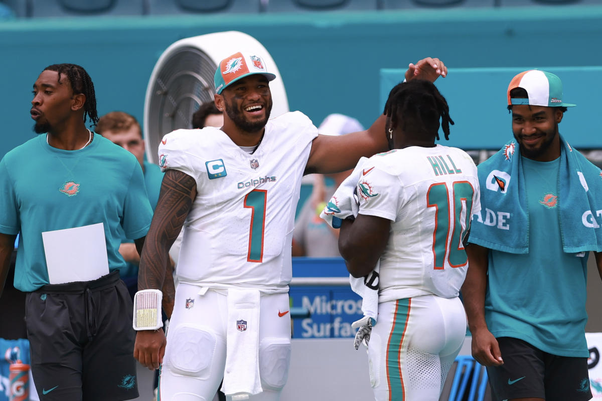 NFL Week 4 early slate live tracker: Bills throttle Dolphins in