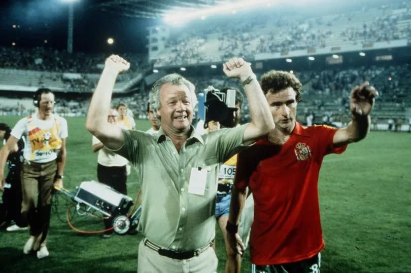 Billy Bingham and Martin O'Neill after beating Spain in Valencia in 1982 -Credit:Getty Images