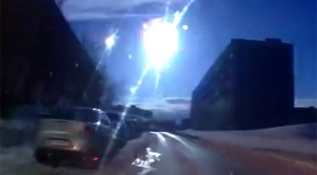 The apparent meteor is one of many spectacular sights captured by Russia's dashcams each year. Photo: Youtube/Sasha Nesterov