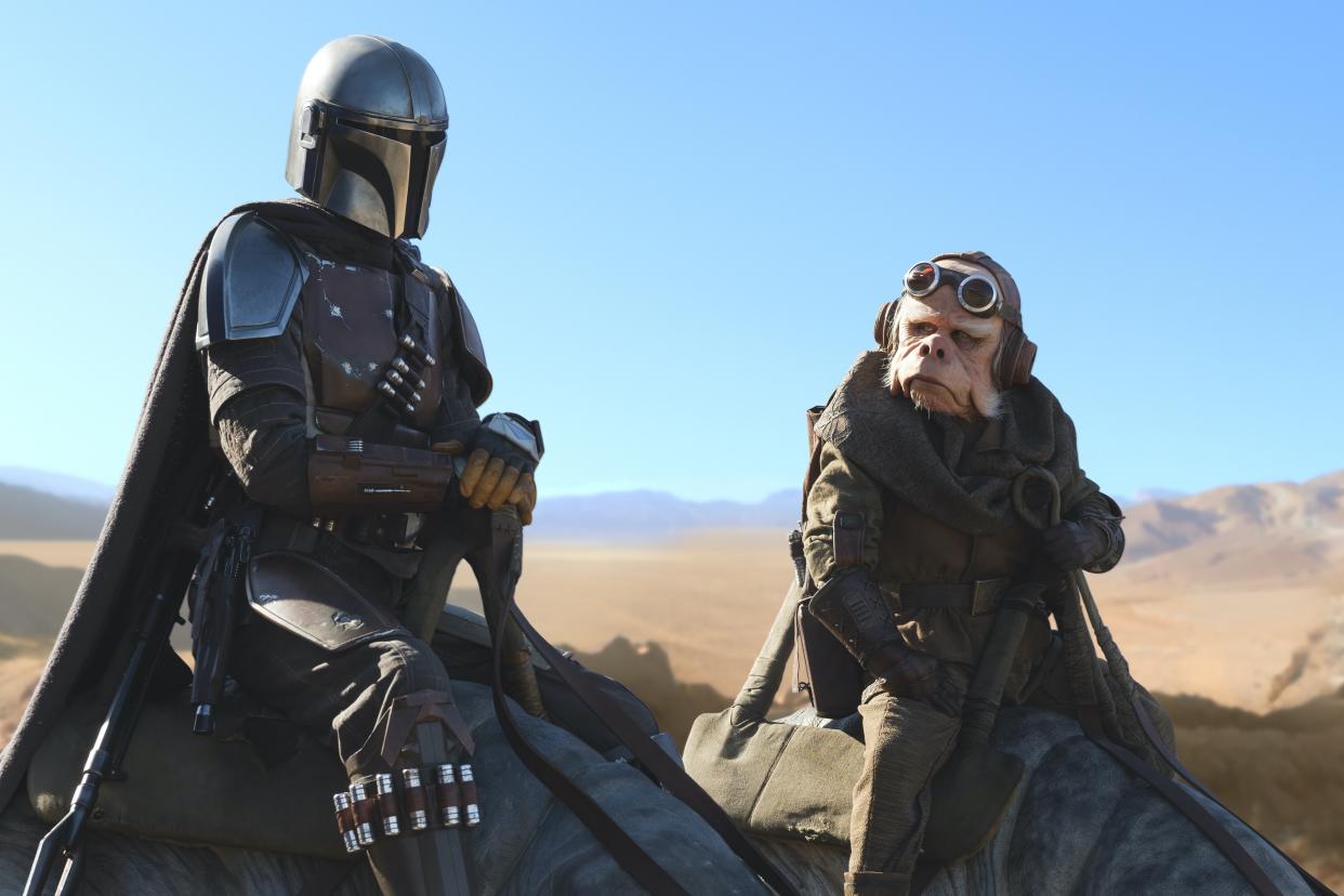The Mandalorian (Pedro Pascal) and Kuiil (Nick Nolte) go on a mission in the second episode of the Disney+ 'Star Wars' series (Photo: Lucasfilm Ltd.) 