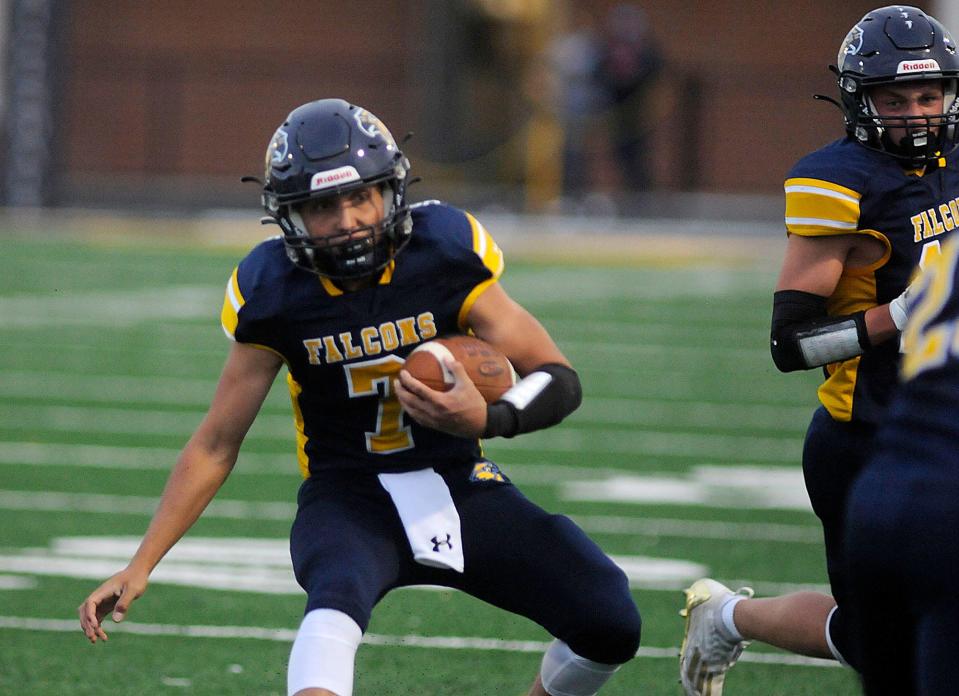 Hillsdale High School's Jake Hoverstock (7) during football action between Dalton and Hillsdale at Hillsdale Community Stadium  Friday September 23,2022  Steve Stokes/for Ashland Times-Gazette