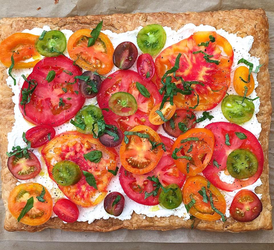 Heirloom Tomato Tart with Ricotta and Basil