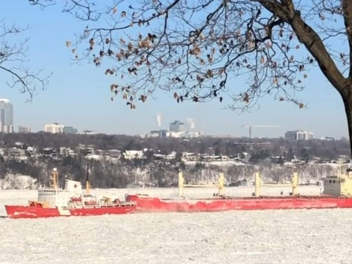 The Federal Crimson bulk carrier (right) collided with the Canadian Coast Guard icebreaker Pierre Radisson (left) in the St. Lawrence river near Sainte-Foy, in Quebec City, Saturday. (Courtesy André Nadeau - image credit)