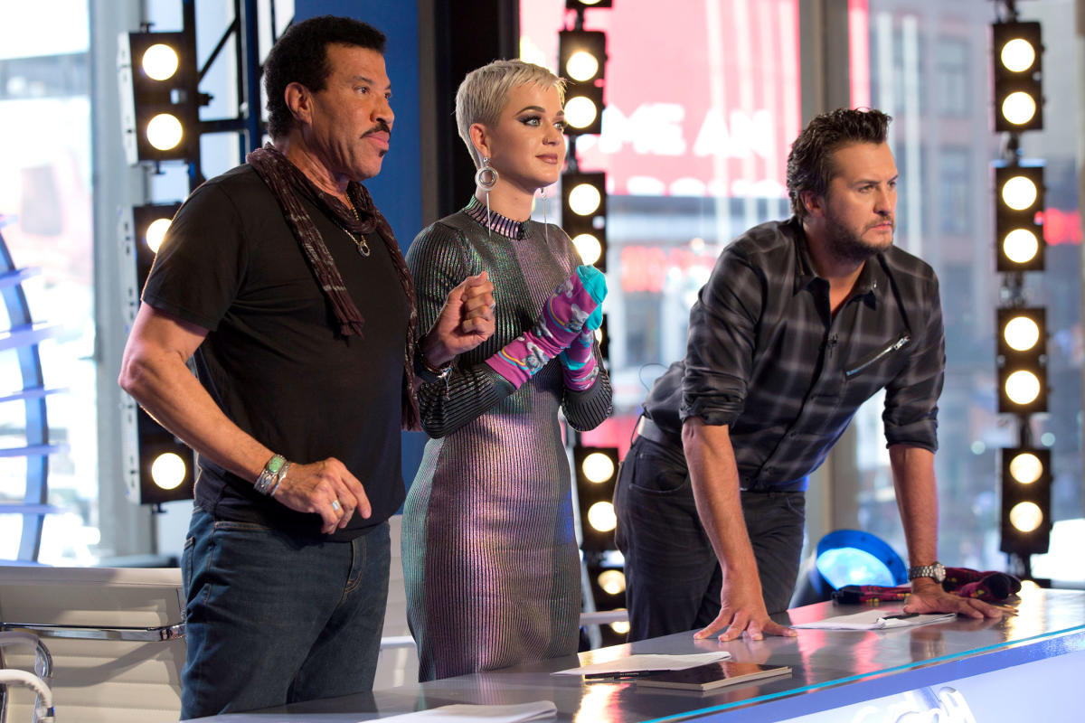 Judging the new American Idol judges EW review