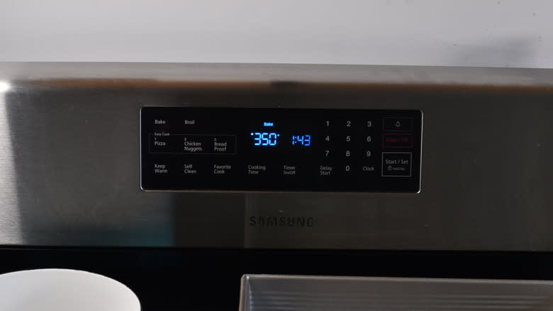 oven preheating to 350 