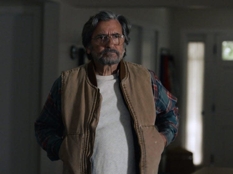 Griffin Dunne as Uncle Nicky.