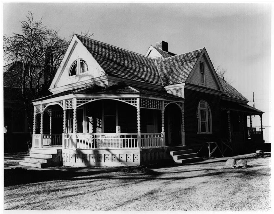 The Mosman House, 324 E. Oak St., pictured in 1977.