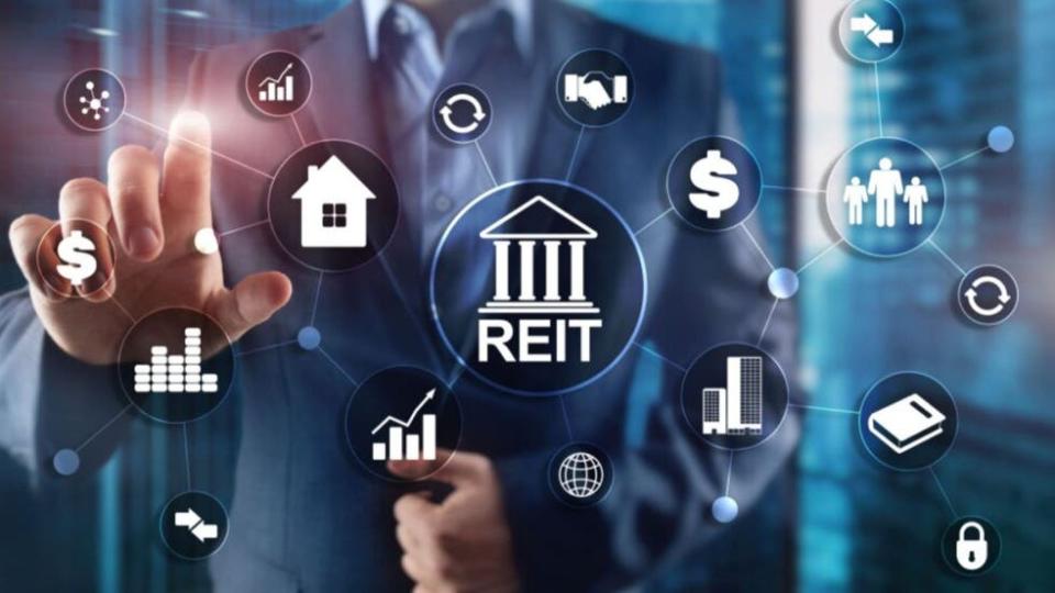 These REITs Yield Up To 5.8% and Have Long Track Records of Dividend Growth