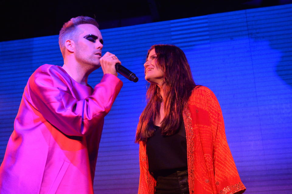 Justin Tranter (left) performs with Idina Menzel at the 2019 Spirit Day concert in Los Angeles.&nbsp; (Photo: Jerod Harris via Getty Images)