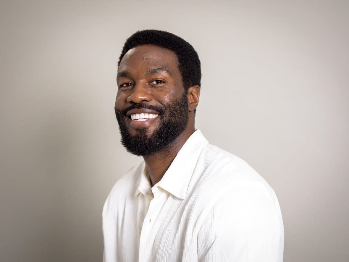 Yahya Abdul-Mateen II poses for a portrait on Tuesday, May 23, 2023, in New York. Abdul-Mateen is nominated for a Tony Award for lead actor in a play for his role in “Topdog/Underdog.” (Photo by Andy Kropa/Invision/AP)