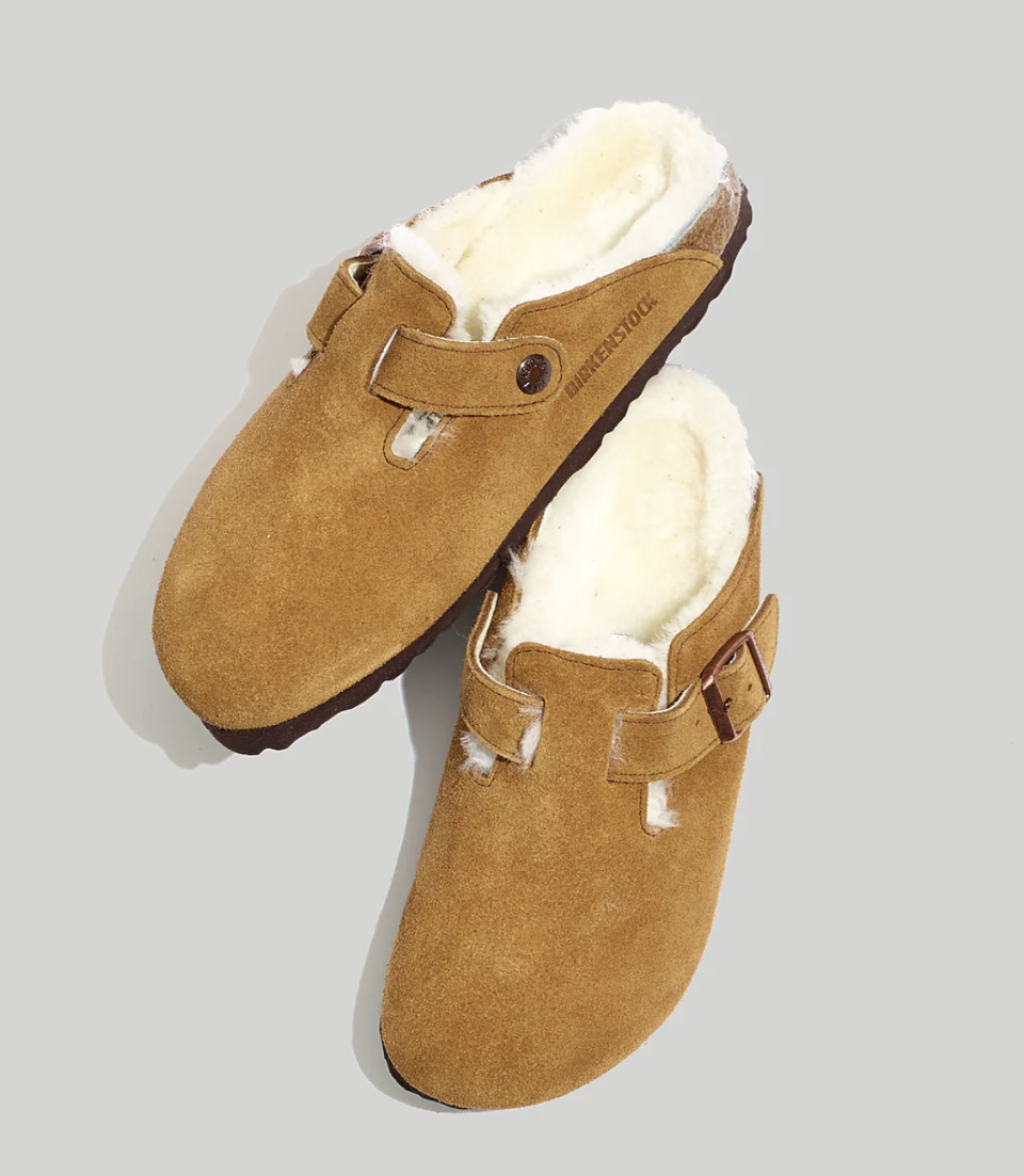 <p><a href="https://go.redirectingat.com?id=74968X1596630&url=https%3A%2F%2Fwww.madewell.com%2Fbirkenstockreg%253B-suede-boston-clogs-in-shearling-J8981.html&sref=https%3A%2F%2Fwww.bestproducts.com%2Flifestyle%2Fnews%2Fg2100%2Fperfect-gift-ideas-under-100%2F" rel="nofollow noopener" target="_blank" data-ylk="slk:Shop Now;elm:context_link;itc:0;sec:content-canvas" class="link ">Shop Now</a></p><p>Birkenstock Suede Boston Clogs in Shearling</p><p>madewell.com</p><p>$165.00</p><span class="copyright">Madewell</span>