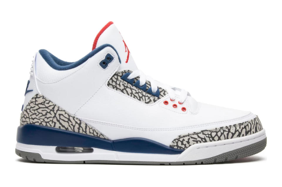 Air Jordan 3 True Blue