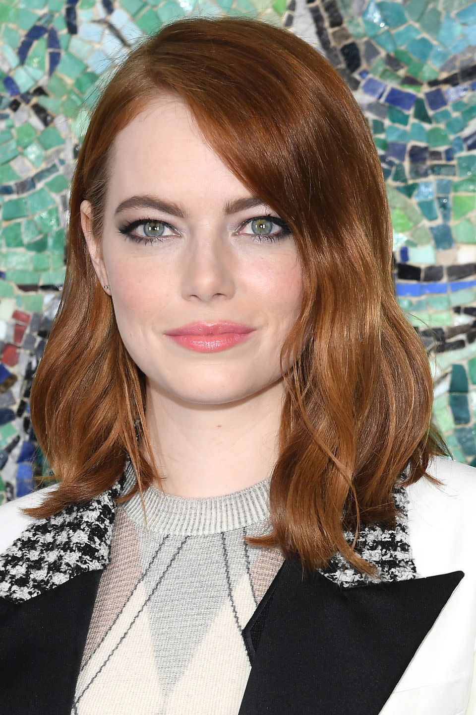 <p>By applying her liquid eyeliner more substantially on the outer corners of her eyes, Emma Stone successfully manages to define and lift them at the same time. We'd recommend using Tom Ford's <span>Eye Defining Pen</span>amp;_$ja=tsid:35948%7ccid:198779374%7cagid:10881871534%7ctid:pla-103718221294%7ccrid:40370635054%7cnw:g%7crnd:17349343427058034793%7cdvc:c%7cadp:1o2%7cmt:%7cloc:9072497&gclid=Cj0KCQjw9LPYBRDSARIsAHL7J5kx72MS7UslHD9JXMbnoQtKE5LPX5oqWDspbyt-PyGnMrIiMCab4BwaApZDEALw_wcB&gclsrc=aw.ds"" target="_blank">Eye Defining Penamp;_$ja=tsid:35948%7ccid:198779374%7cagid:10881871534%7ctid:pla-103718221294%7ccrid:40370635054%7cnw:g%7crnd:17349343427058034793%7cdvc:c%7cadp:1o2%7cmt:%7cloc:9072497&gclid=Cj0KCQjw9LPYBRDSARIsAHL7J5kx72MS7UslHD9JXMbnoQtKE5LPX5oqWDspbyt-PyGnMrIiMCab4BwaApZDEALw_wcB&gclsrc=aw.ds" target="_blank">Eye Defining Pen, £45, as it has a thicker end you can use on the outside edges of your eyes and a smaller tip for definition along your upper lash line. Then, apply a <a rel="nofollow noopener" href="https://www.harpersbazaar.com/uk/beauty/make-up-nails/news/g21878/best-mascaras/" target="_blank" data-ylk="slk:lash-lengthening mascara;elm:context_link;itc:0;sec:content-canvas" class="link ">lash-lengthening mascara</a> and pair with Clinique's <a rel="nofollow noopener" href="https://www.clinique.co.uk/product/1603/45451/makeup/lip-glosses/chubbytm-plump-shine-liquid-lip-plumping-gloss" target="_blank" data-ylk="slk:Plumping Gloss in Pink & Plenty;elm:context_link;itc:0;sec:content-canvas" class="link ">Plumping Gloss in Pink & Plenty</a>, £18.50.</p>