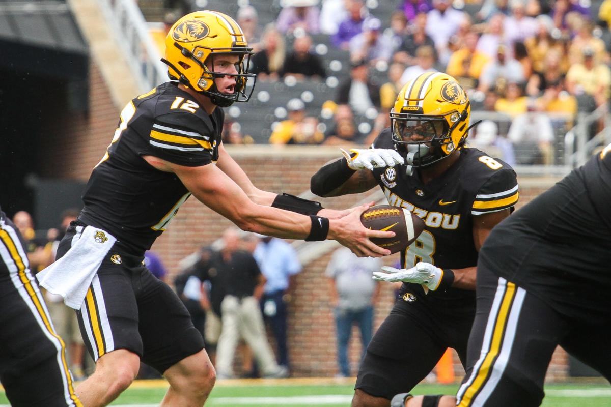 Missouri football quarterback Brady Cook will start against Memphis