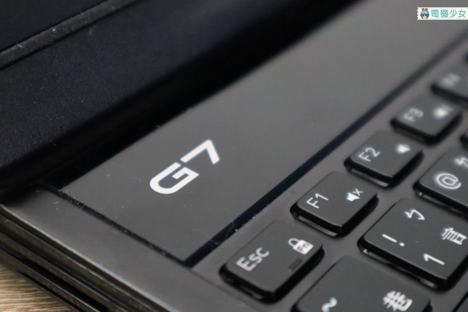 開箱｜最符合上班族需求的電競筆電，『 Dell G7 7590 』結合 商務/遊戲 雙項優秀能力