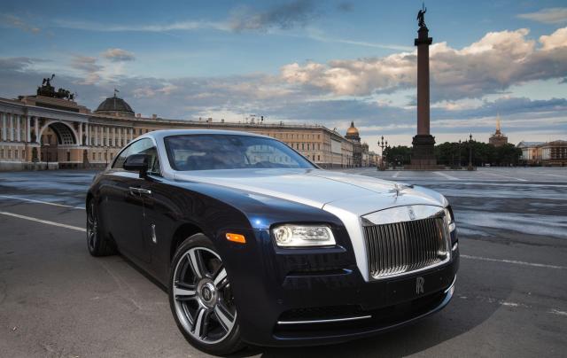 You Can Still Buy a New Rolls-Royce in Russia, Nearly a Year After  Sanctions Hit