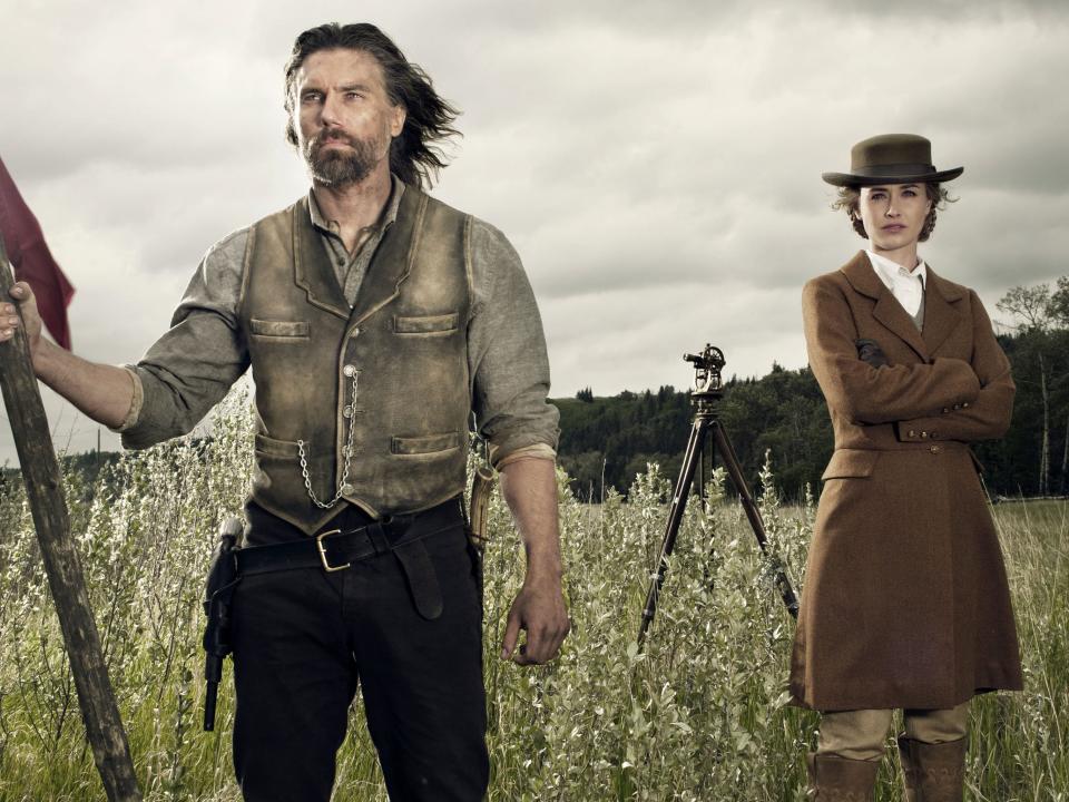 Anson Mount and Dominique McElligott in "Hell on Wheels."