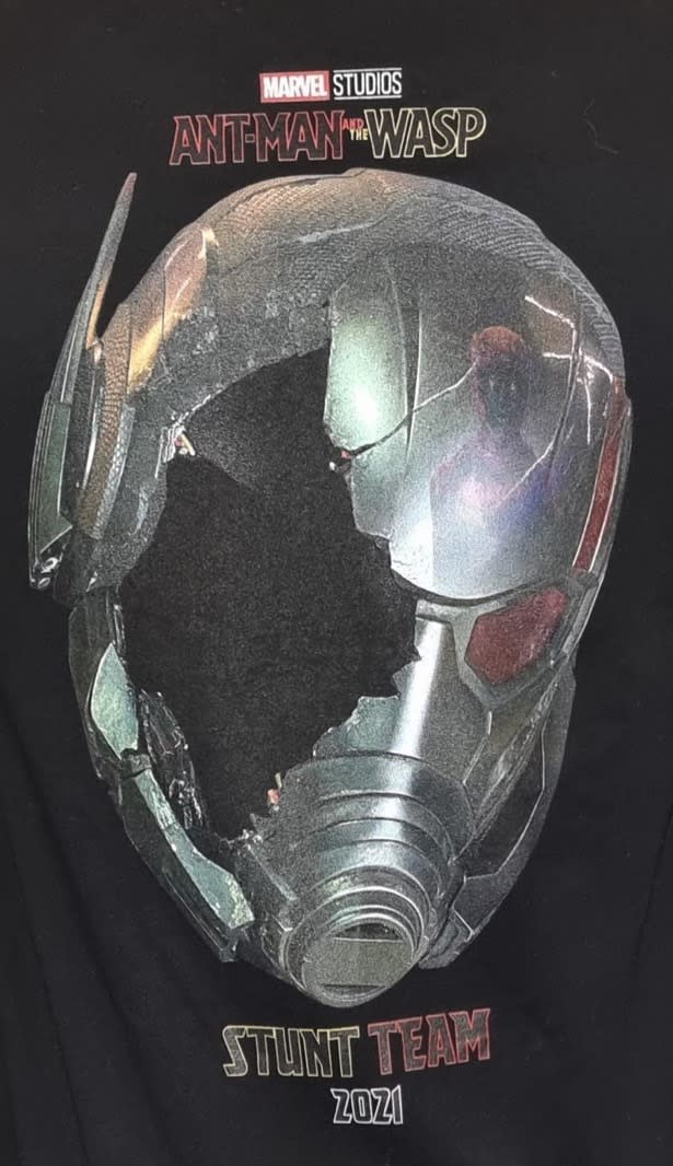 Ant-Man 3 image leak shows Kang the Conqueror in Ant-Man’s broken helmet. - Credit: The Cosmic Circus