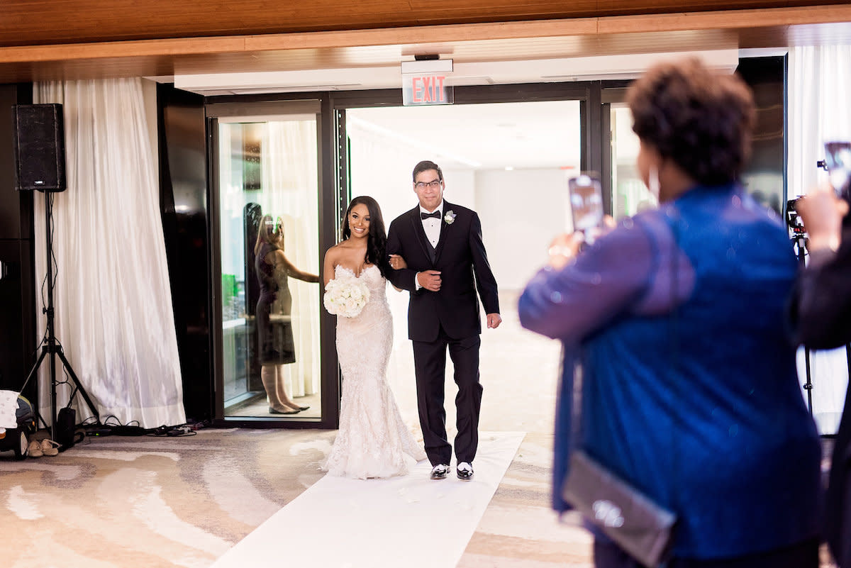 The moment that brought the groom to tears. (Photo: Pharris Photos)