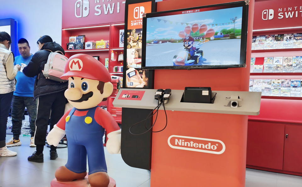 Xangai, China - 25 de fevereiro de 2024 - Loja de consoles de jogos Nintendo Switch em Xangai, 25 de fevereiro de 2024. (Crédito da foto: CFOTO/Future Publishing via Getty Images)