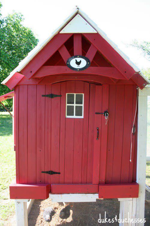 DIY Repurposed Playhouse Chicken Coop