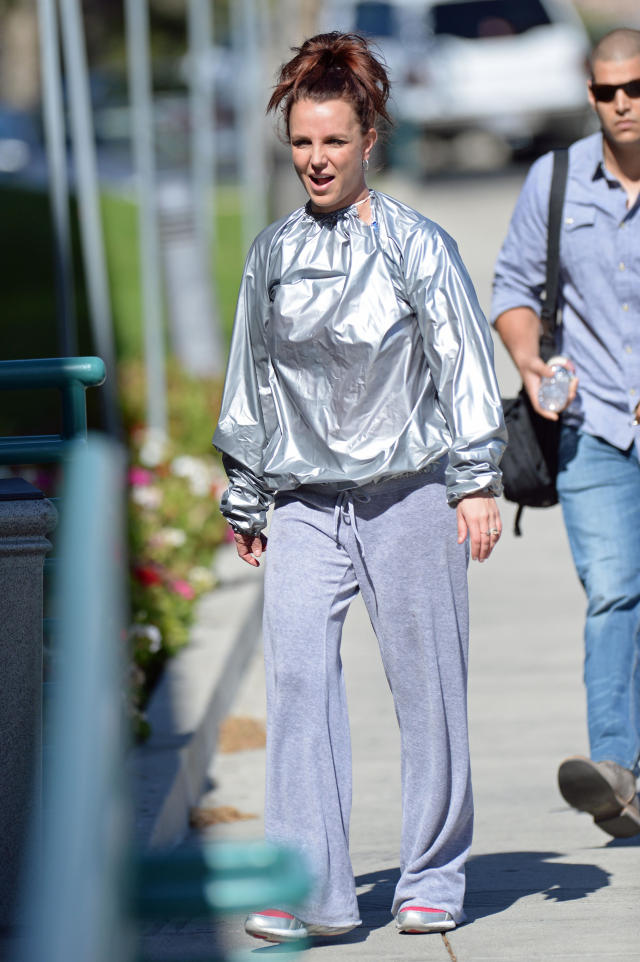 Britney Spears' Weird Workout Gear? It's a Sauna Suit!