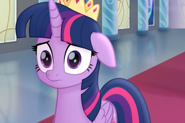 Full-length portrait of twilight sparkle from my little pony: friendship is  magic